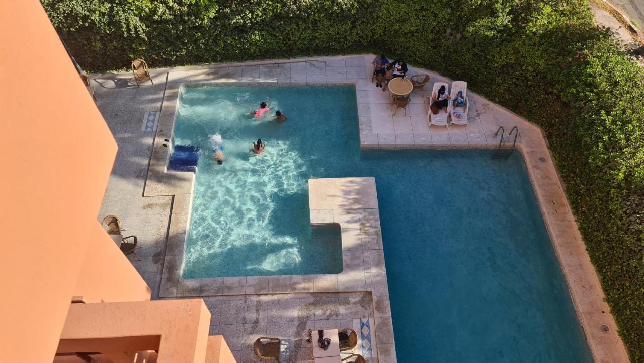 Hotel Le Grand Imilchil Marrakesh Bagian luar foto