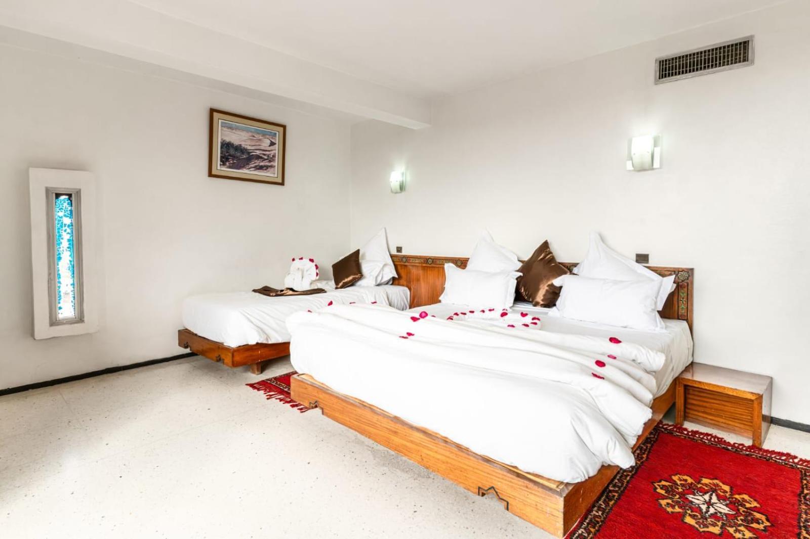 Hotel Le Grand Imilchil Marrakesh Bagian luar foto