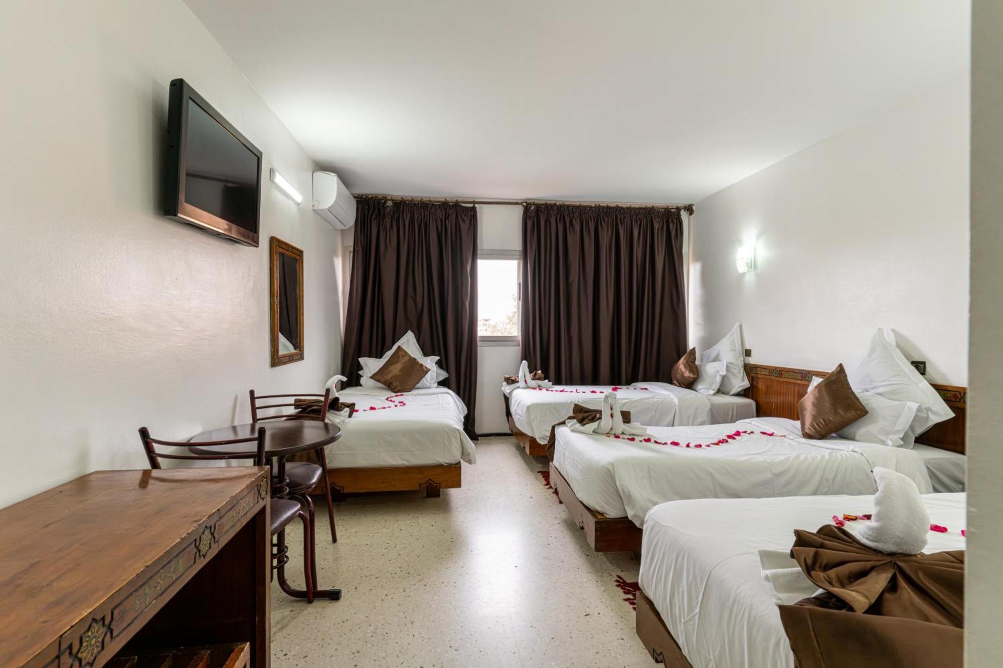 Hotel Le Grand Imilchil Marrakesh Bagian luar foto