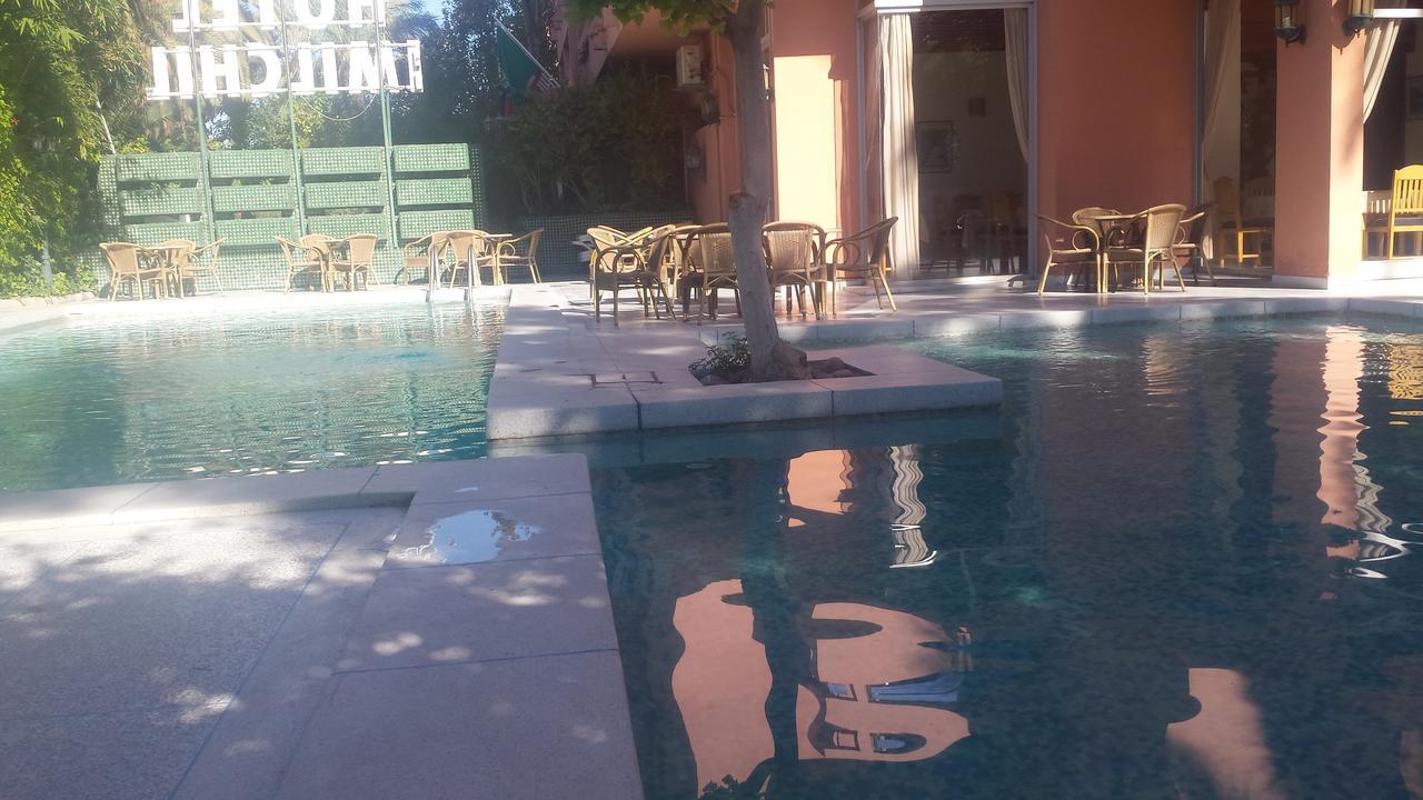 Hotel Le Grand Imilchil Marrakesh Bagian luar foto